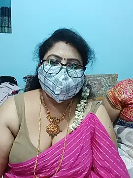 Snapshot of Kannadasexywifes chatting on 05/18/26, 06:47 Kannadasexywifes online show from 05/18/26, 06:47