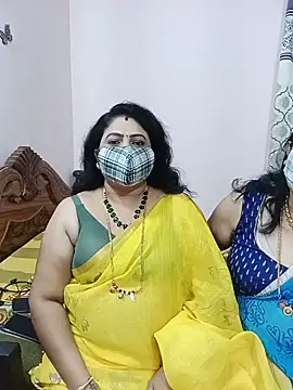 Snapshot of Kannadasexywifes chatting on 07/07/26, 07:23 Kannadasexywifes online show from 07/07/26, 07:23