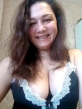 Snapshot of Susan8421 chatting on 04/21/26, 05:25 Susan8421 online show from 04/21/26, 05:25