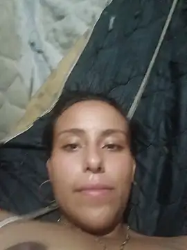 Snapshot of Mirili_27 chatting on 05/16/26, 05:04 Mirili 27 online show from 05/16/26, 05:04