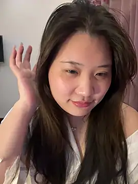 HHll7796 online show from 03/19/26, 04:44