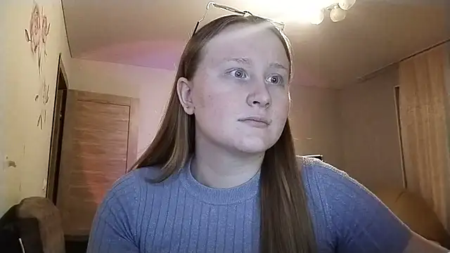 AnikaLipps online show from 04/14/26, 10:38