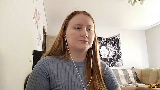 AnikaLipps online show from 04/17/26, 02:53