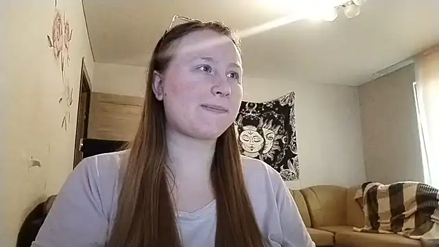 AnikaLipps online show from 06/05/26, 04:02