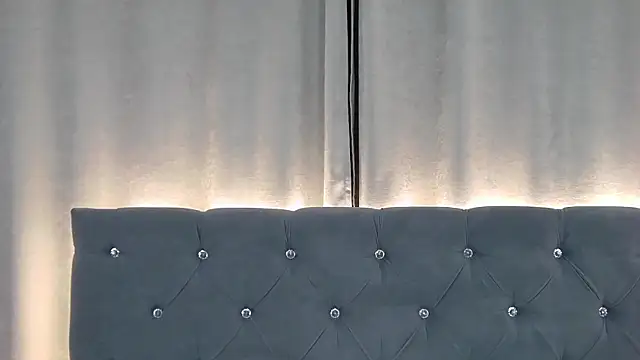 Snapshot of VikkyVonn chatting on 05/07/26, 11:59 VikkyVonn online show from 05/07/26, 11:59
