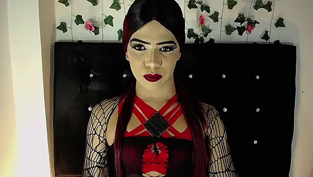 Kristal Queen01 online show from 04/08/26, 08:25