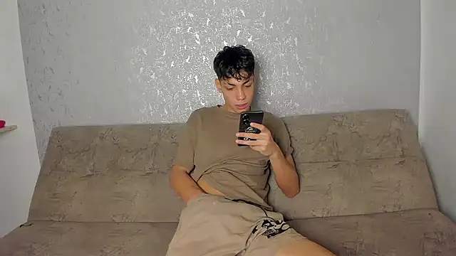 Snapshot of malakay_sexxx18 chatting on 03/02/26, 07:10 malakay sexxx18 online show from 03/02/26, 07:10