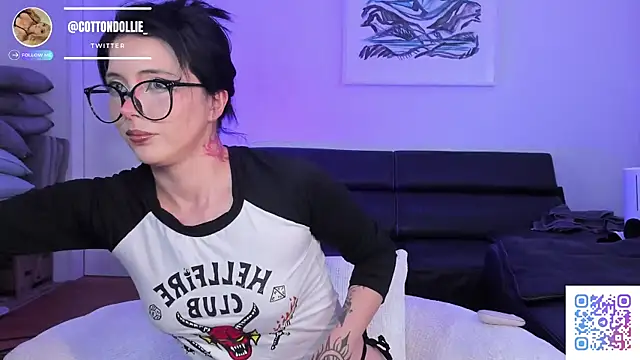 Cotton dollie online show from 05/05/26, 01:52