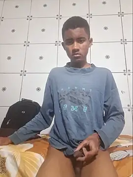 Snapshot of jujubinha1028 chatting on 02/15/26, 02:41 jujubinha1028 online show from 02/15/26, 02:41