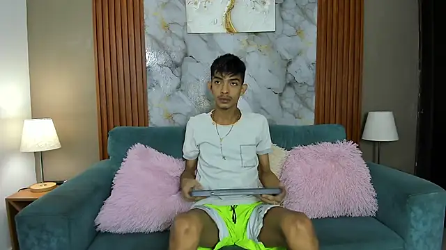 KITTY BOSH online show from 03/29/26, 07:36