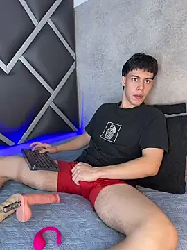 Snapshot of Lucian-greyy chatting on 02/17/26, 05:26 Lucian-greyy online show from 02/17/26, 05:26