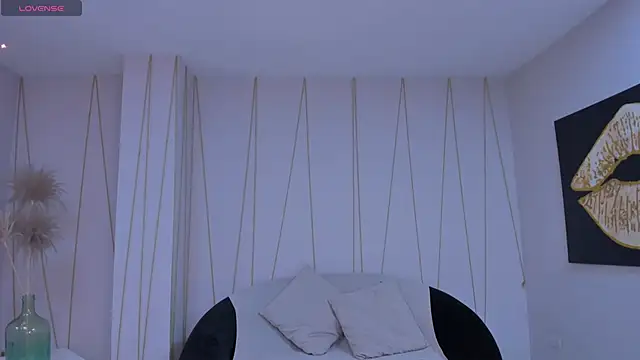 CarolineEvans x online show from 03/28/26, 04:12