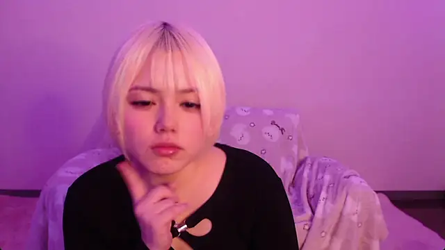 Snapshot of uru_luv000 chatting on 03/03/26, 03:01 uru luv000 online show from 03/03/26, 03:01