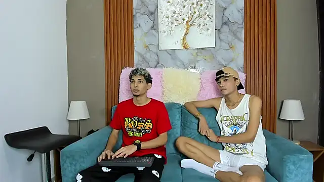 Snapshot of YOUNG_BOYS_HELL chatting on 02/14/26, 02:19 YOUNG BOYS HELL online show from 02/14/26, 02:19