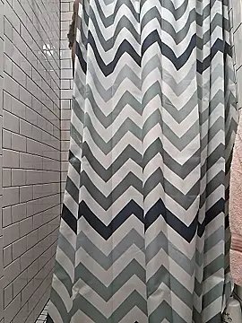 Snapshot of Cinnamonbunn chatting on 02/16/26, 08:27 Cinnamonbunn online show from 02/16/26, 08:27