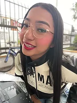 Snapshot of Daniela_Pink chatting on 05/25/26, 11:16 Daniela Pink online show from 05/25/26, 11:16