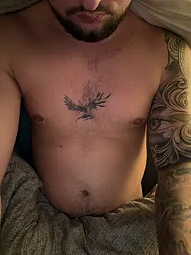 Snapshot of derallerechte001 chatting on 02/19/26, 03:08 derallerechte001 online show from 02/19/26, 03:08