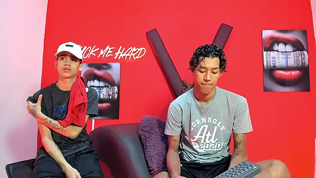 Snapshot of GREEN_BOYS chatting on 02/18/26, 07:26 GREEN BOYS online show from 02/18/26, 07:26