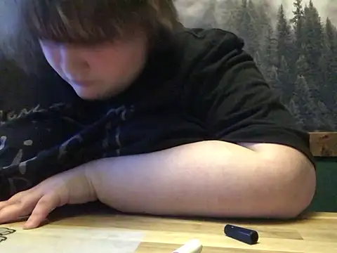 Snapshot of plushietoy chatting on 03/04/26, 01:55 plushietoy online show from 03/04/26, 01:55