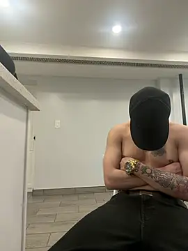 Jhon jairo420zzzz online show from 04/14/26, 10:05