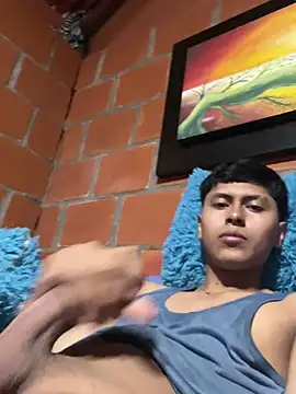 Snapshot of Miguel_960 chatting on 05/04/26, 10:50 Miguel 960 online show from 05/04/26, 10:50