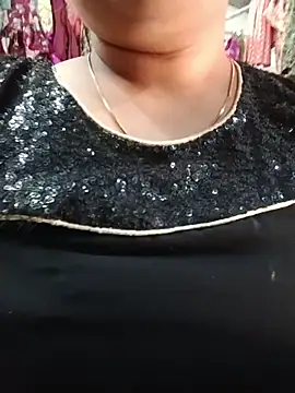 taniya0 online show from 04/19/26, 05:07