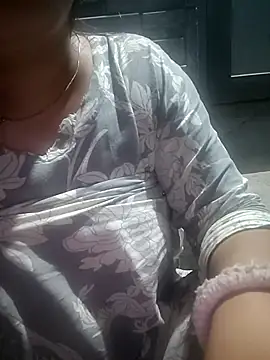 taniya0 online show from 06/25/26, 04:00