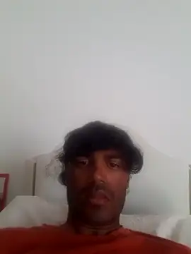isuru lakshan online show from 07/06/26, 04:31