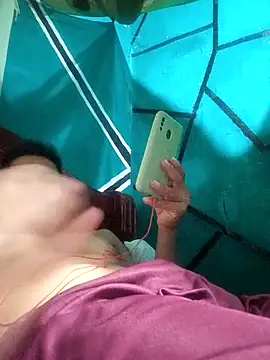 Snapshot of yisusalejo chatting on 02/16/26, 05:47 yisusalejo online show from 02/16/26, 05:47