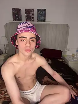 Snapshot of YourFavouriteTwink chatting on 02/25/26, 10:30 YourFavouriteTwink online show from 02/25/26, 10:30