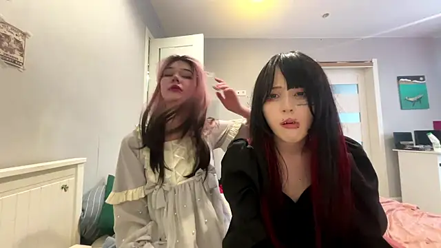 Snapshot of BarbaraJess chatting on 02/18/26, 10:33 BarbaraJess online show from 02/18/26, 10:33