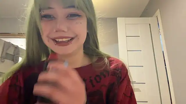 Snapshot of BarbaraJess chatting on 03/04/26, 05:19 BarbaraJess online show from 03/04/26, 05:19