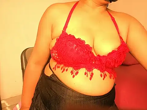 Liyona s online show from 05/15/26, 06:04