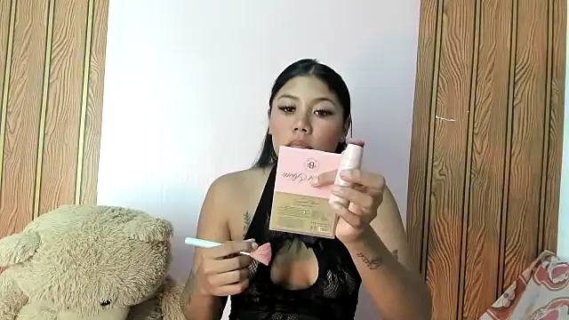 Snapshot of valenttina_narvaez chatting on 05/11/26, 01:50 valenttina narvaez online show from 05/11/26, 01:50