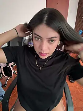 Luna rousse26 online show from 03/18/26, 12:19