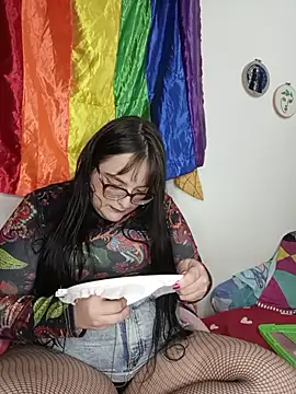 daphneev online show from 07/18/26, 12:04