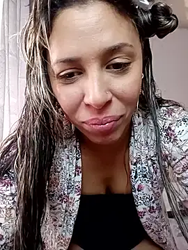 kiki milu online show from 04/29/26, 02:54