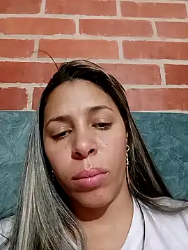 kiki milu online show from 05/01/26, 10:58