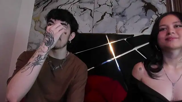 Snapshot of Couple_In_Heat chatting on 02/25/26, 07:34 Couple In Heat online show from 02/25/26, 07:34