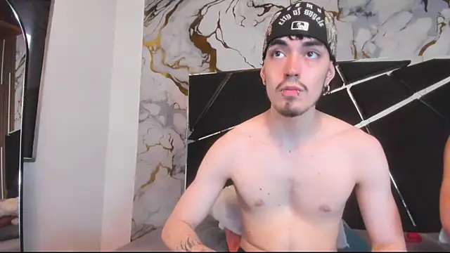 Couple In Heat online show from 03/24/26, 07:41