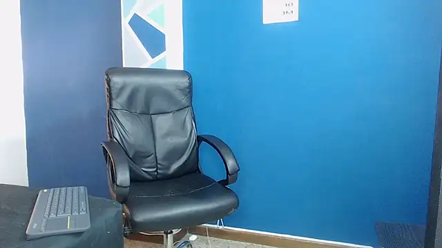 goodgirlxxl online show from 02/25/26, 02:10