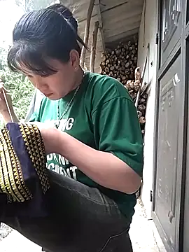 Snapshot of Baby_flower_1 chatting on 02/22/26, 12:56 Baby flower 1 online show from 02/22/26, 12:56