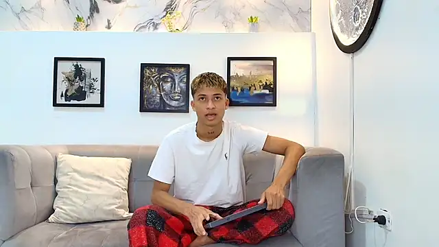 GOLD BOYS online show from 06/03/26, 07:22