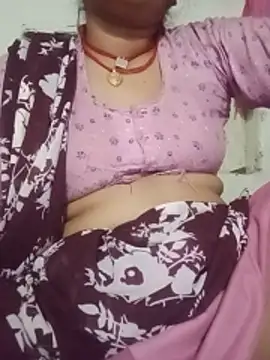 Snapshot of Soniya32 chatting on 06/06/26, 05:28 Soniya32 online show from 06/06/26, 05:28