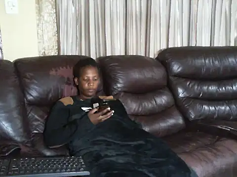 Sky-Diamond online show from 04/13/26, 07:25