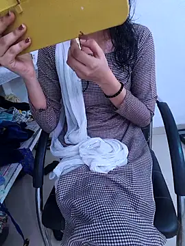 tanzum khan3202 online show from 04/04/26, 05:49