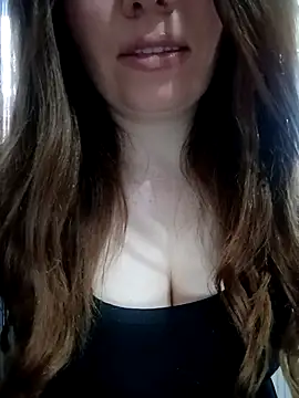 Snapshot of Sedefimmm chatting on 04/09/26, 04:12 Sedefimmm online show from 04/09/26, 04:12