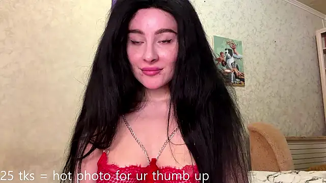 Snapshot of ToriHellberg chatting on 03/04/26, 08:53 ToriHellberg online show from 03/04/26, 08:53