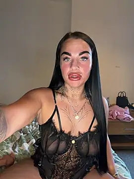 Snapshot of Darkfantisyx chatting on 03/04/26, 04:46 Darkfantisyx online show from 03/04/26, 04:46