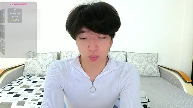 Snapshot of DianInav chatting on 05/02/26, 01:27 DianInav online show from 05/02/26, 01:27